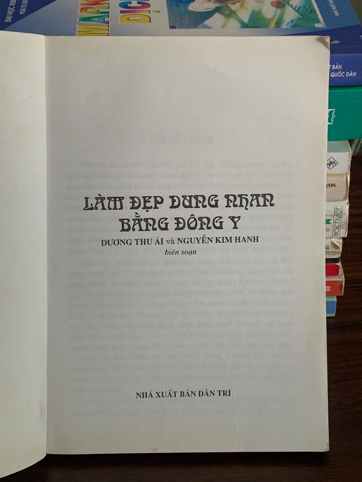 Làm Đẹp Dung Nhan Bằng Đông Y