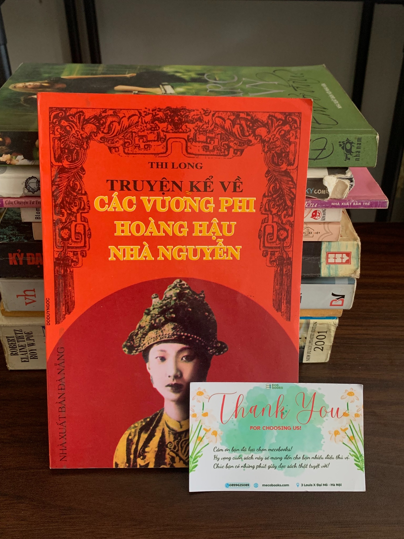 Truyện kể về các vương phi hoàng hậu nhà Nguyễn – Nhiều tác giả