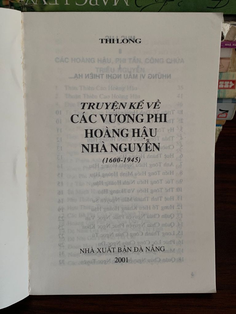 Truyện kể về các vương phi hoàng hậu nhà Nguyễn – Nhiều tác giả - Ảnh thực tế 7