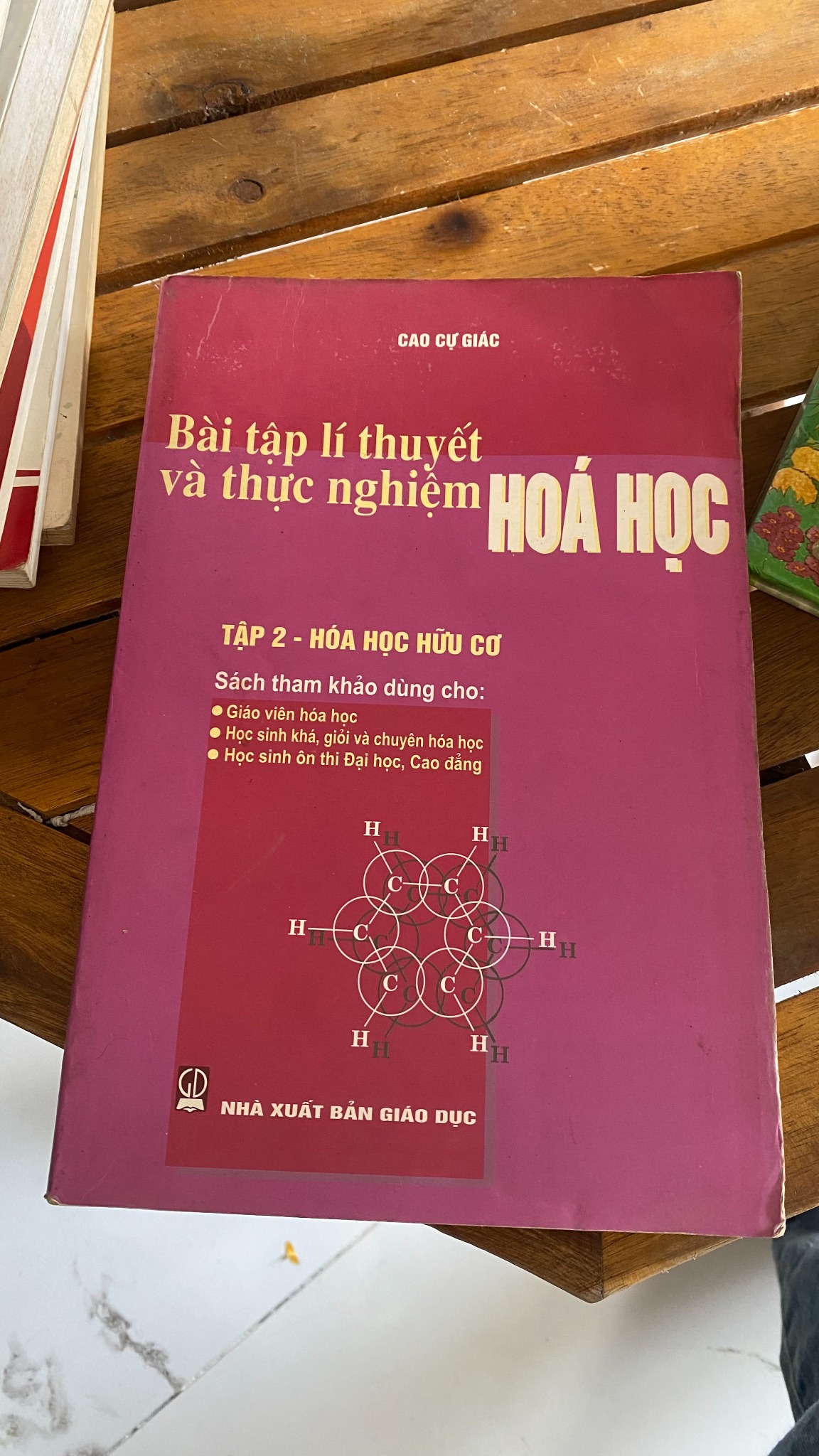 Bài tập lí thuyết và thực nghiệm Hóa học - Cao Cự Giác
