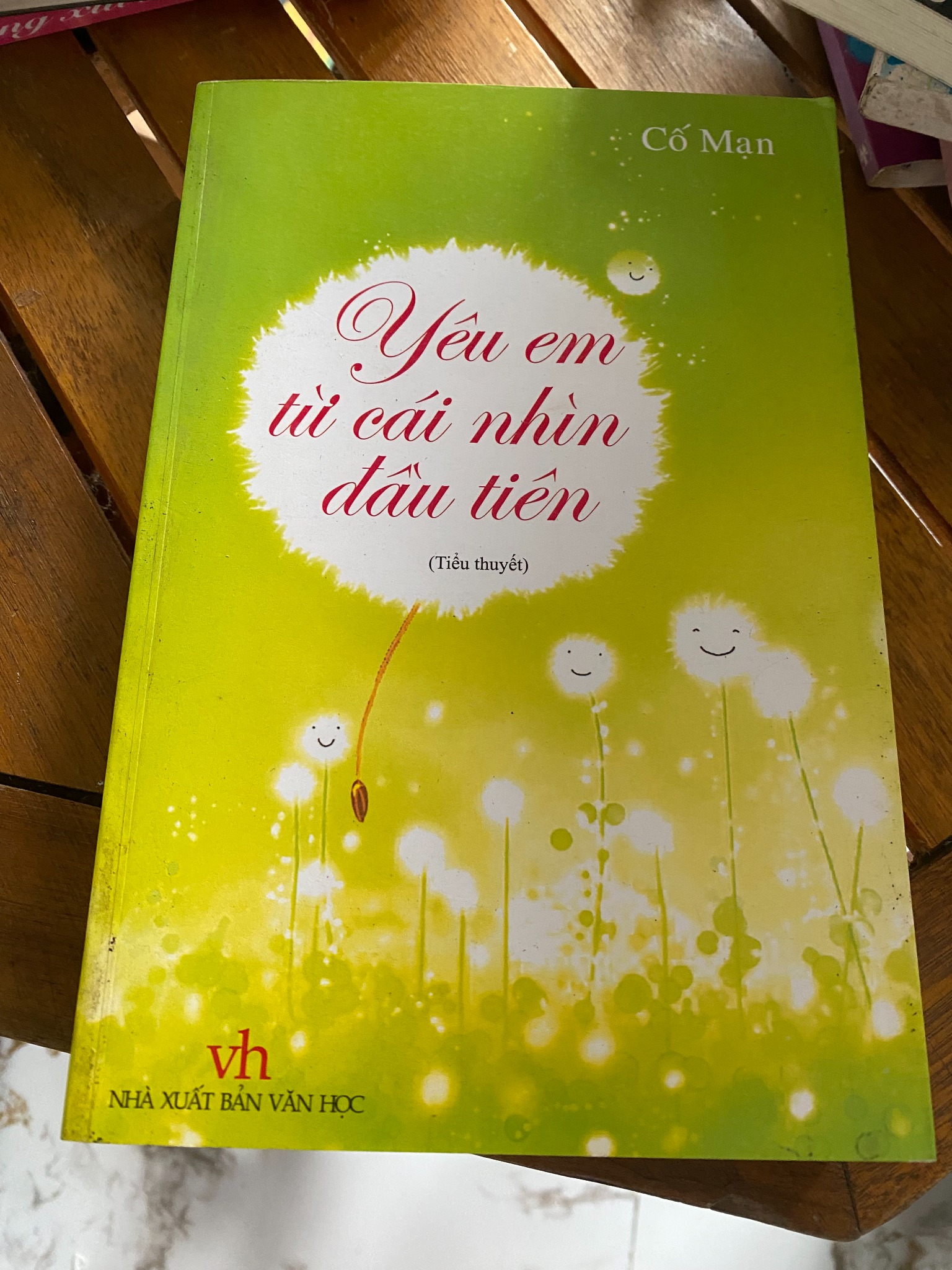 Yêu em từ cái nhìn đầu tiên - Cố Mạn
