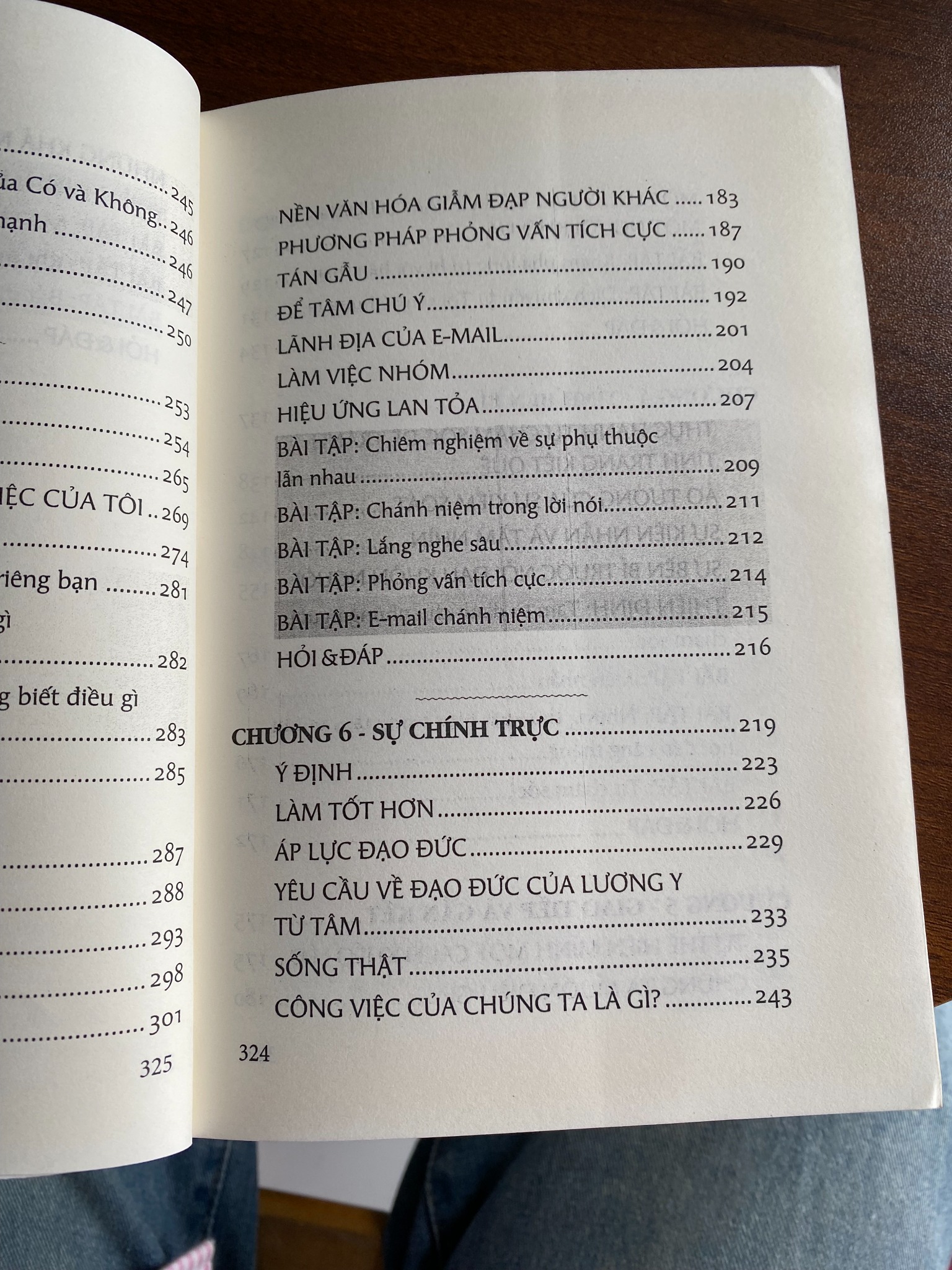 An nhiên giữa những bộn bề - Sharon Salzberg