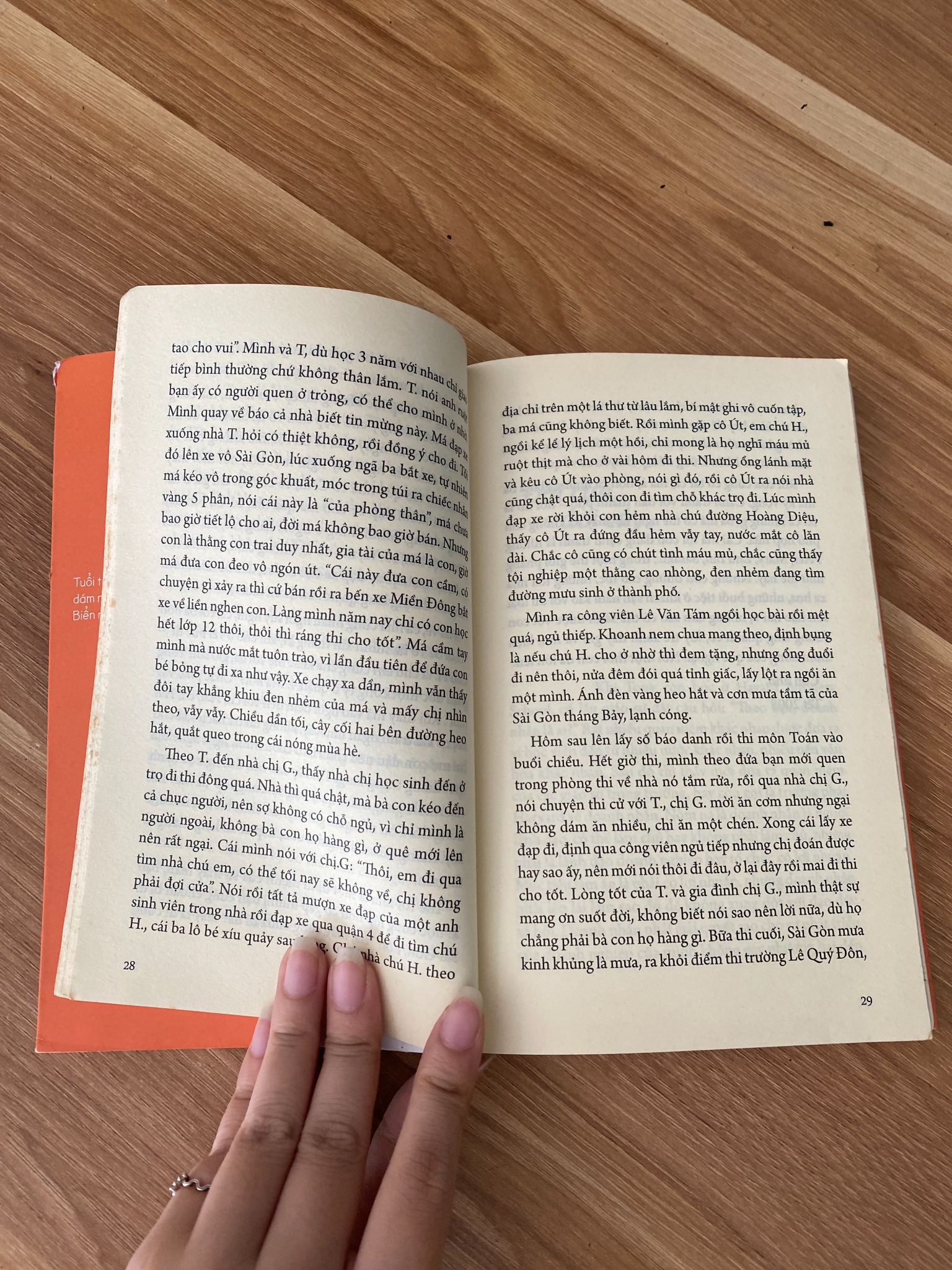 Cà phê sáng cùng Tony