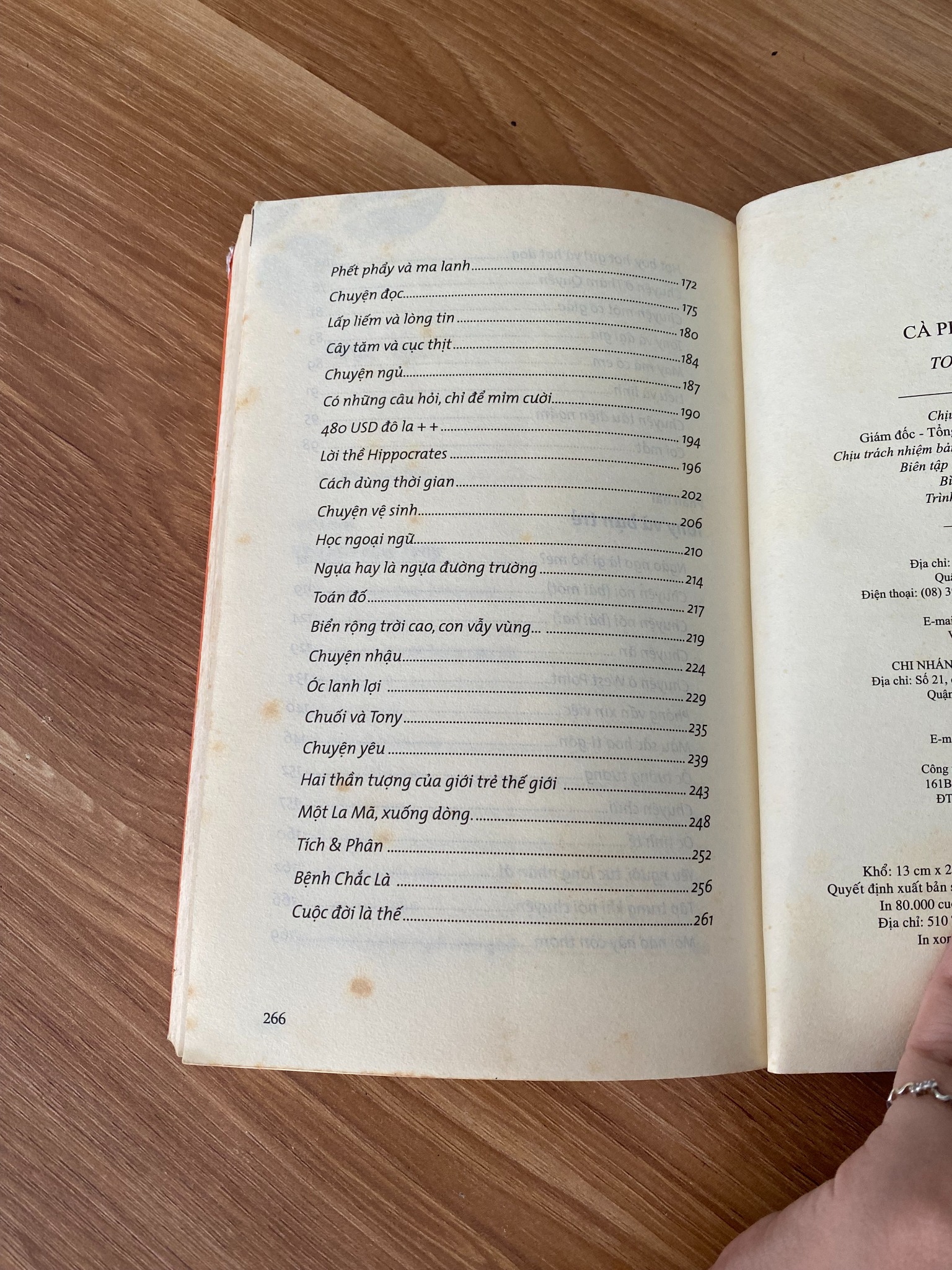 Cà phê sáng cùng Tony