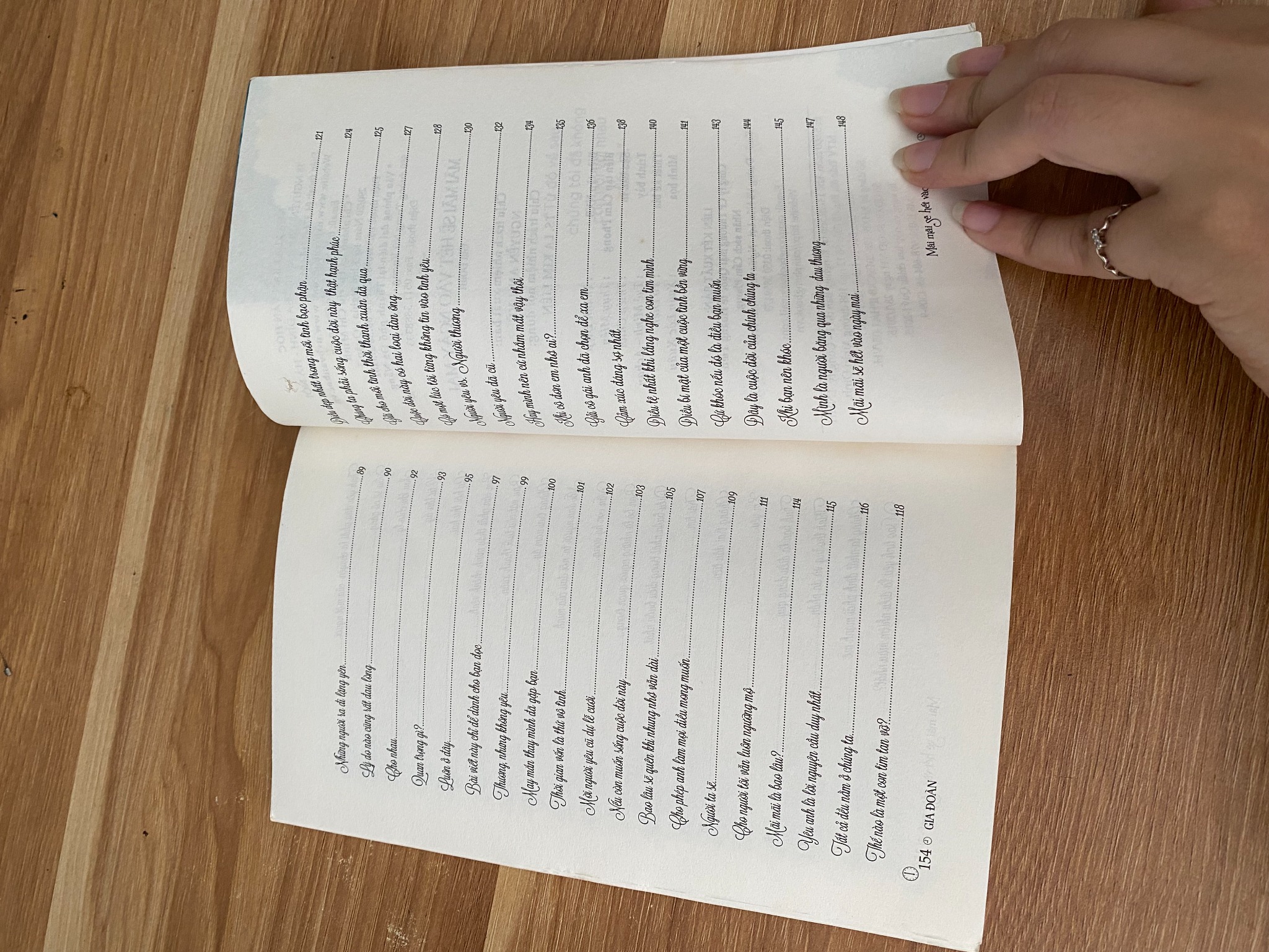 Mãi Mãi Sẽ Hết Vào Ngày Mai - Gia Đoan