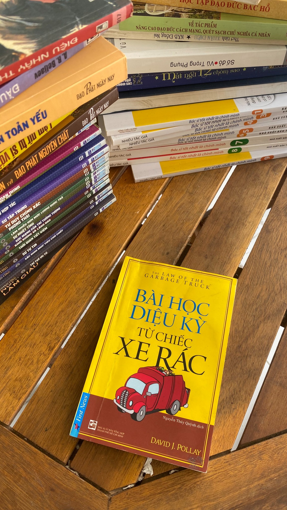 Bài học diệu kỳ từ chiếc xe rác – David J. Pollay