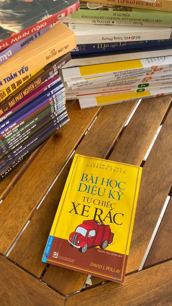 Bài học diệu kỳ từ chiếc xe rác – David J. Pollay