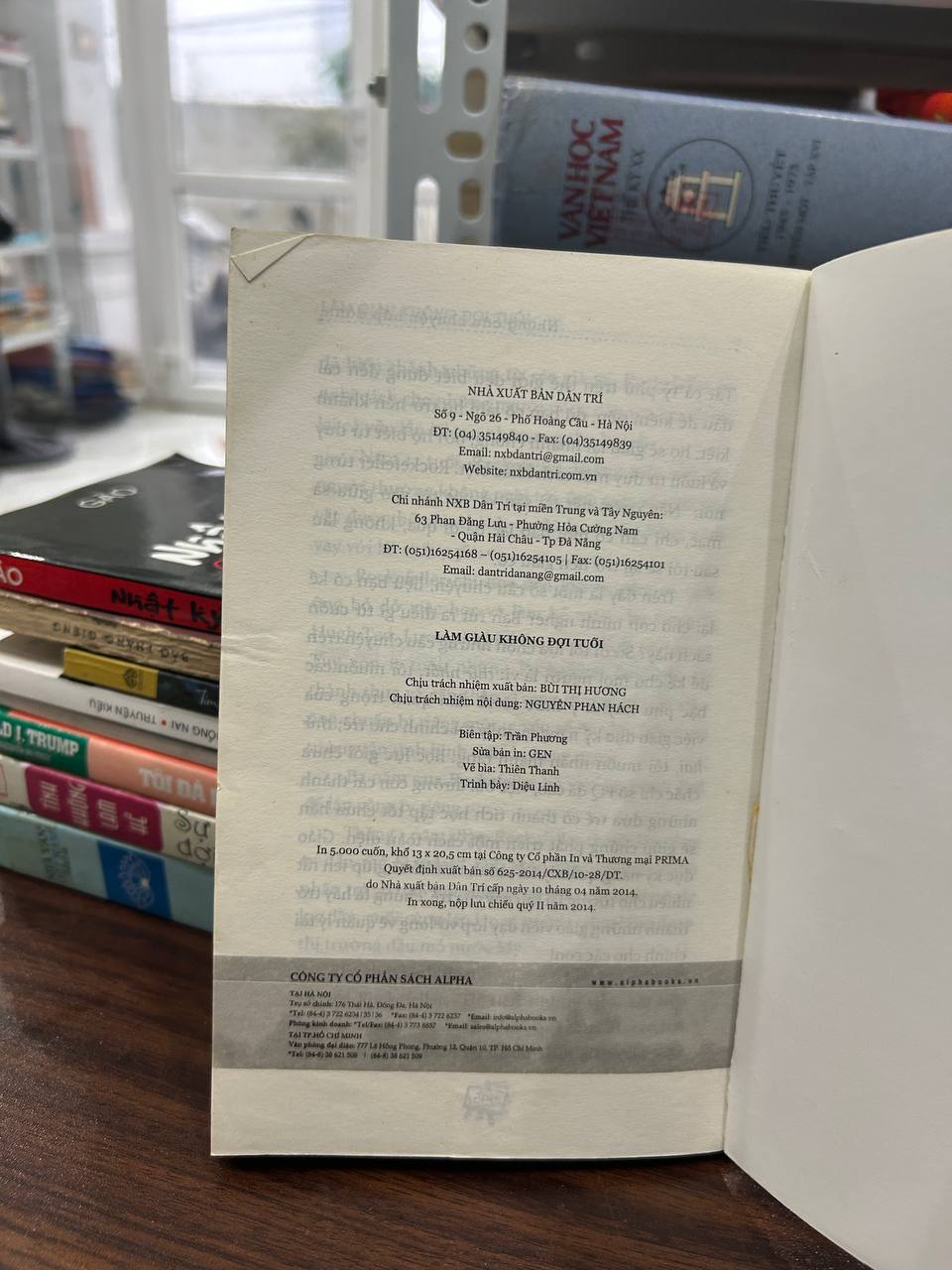 Làm Giàu Không Đợi Tuổi - Nhậm Hiến Pháp - Nhậm Hiến Pháp