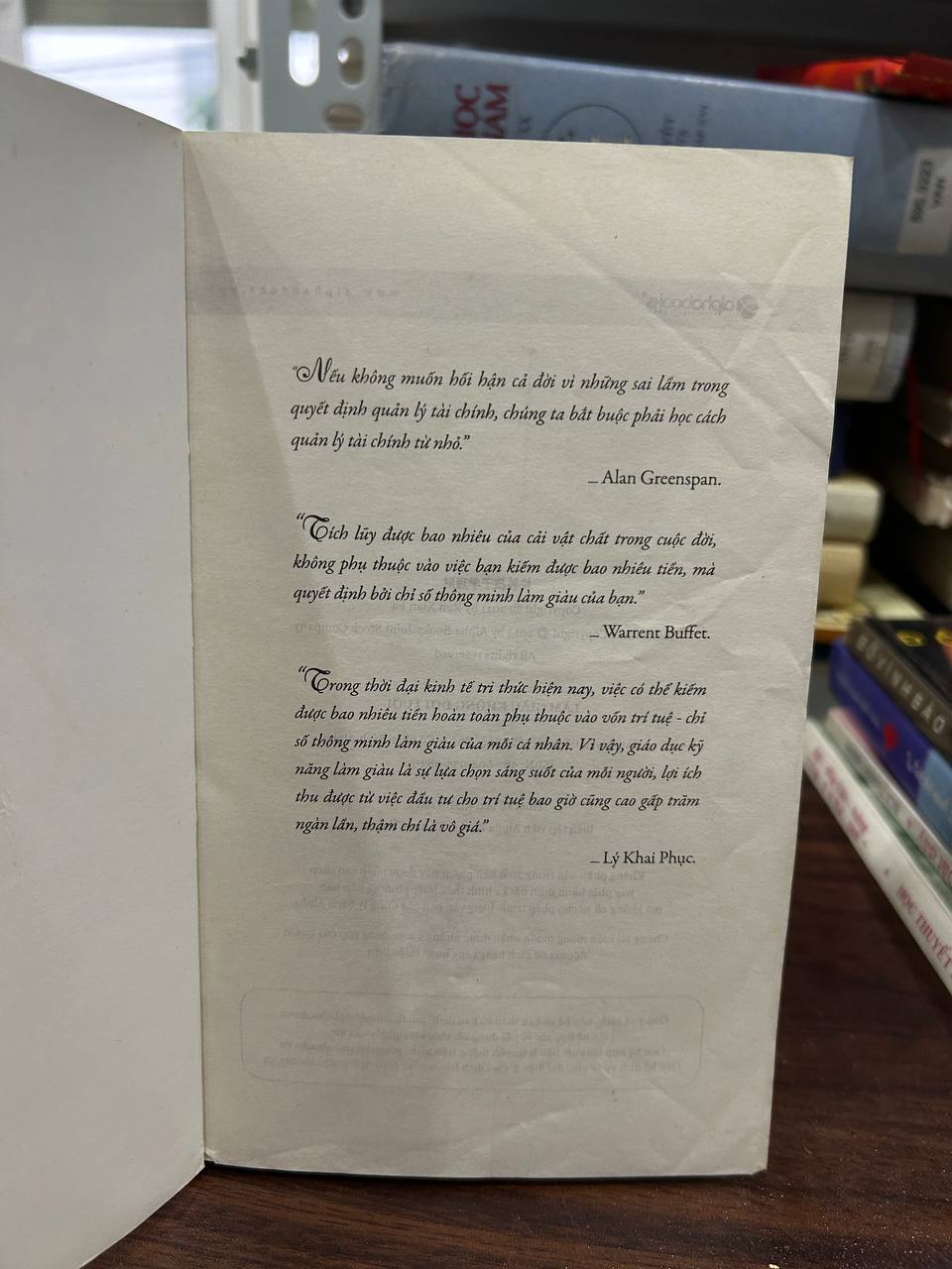 Làm Giàu Không Đợi Tuổi - Nhậm Hiến Pháp - Nhậm Hiến Pháp