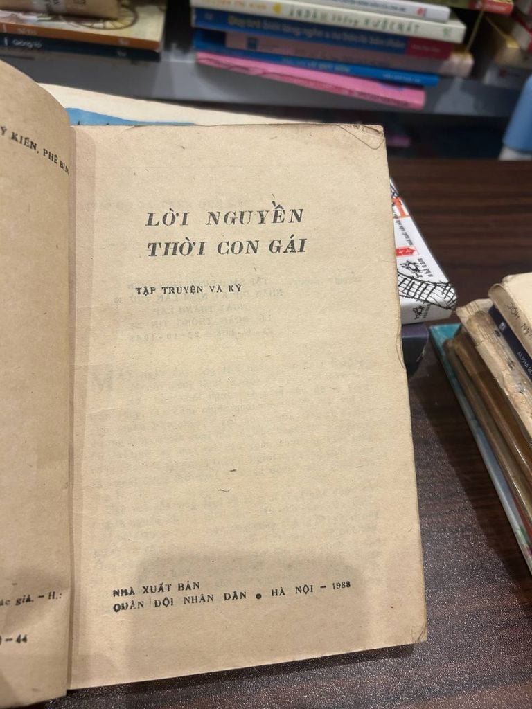 Lời Nguyền Thời Con Gái - Tập Truyện và Ký - Unknown - Ảnh thực tế 4
