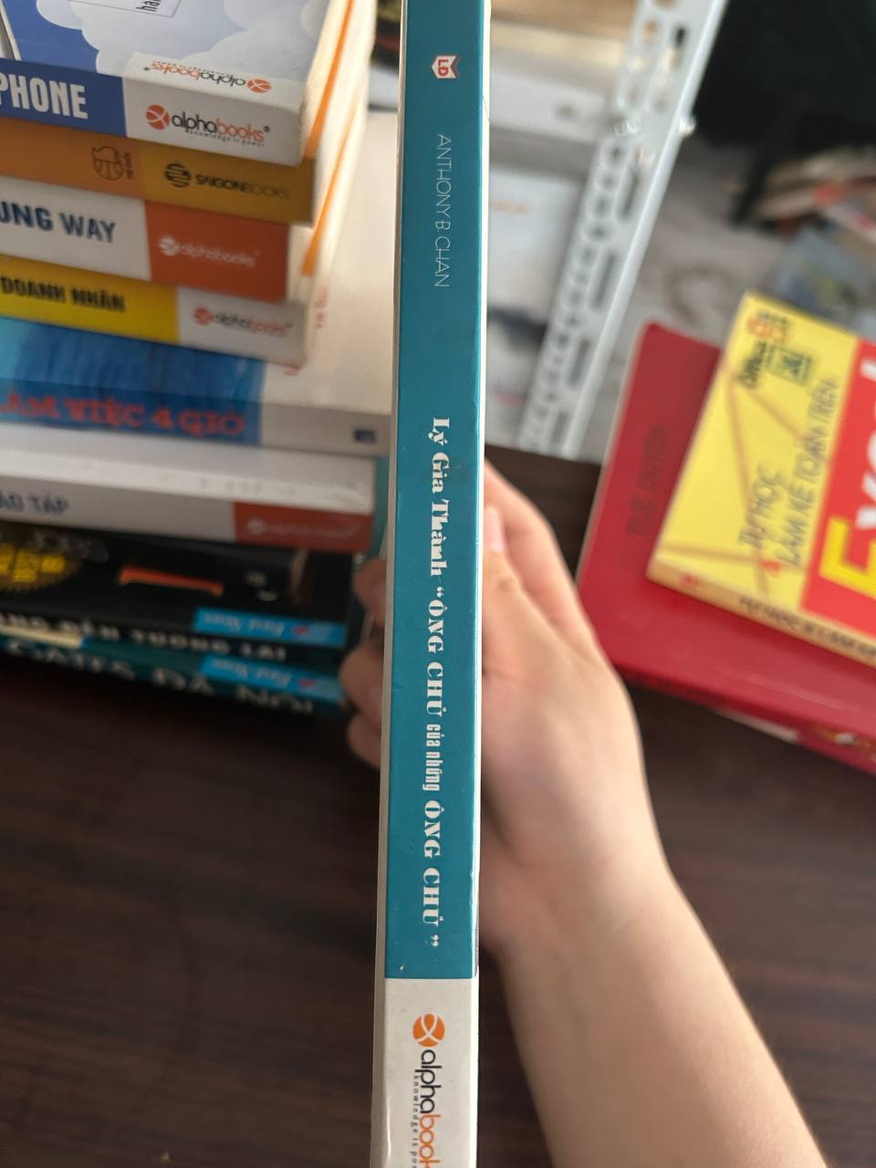 Lý Gia Thành - Ông Chủ Của Những Ông Chủ Trong Giới Kinh Doanh Hồng Kông - Võ Thị Kim Thanh (chịu trách nhiệm xuất bản)