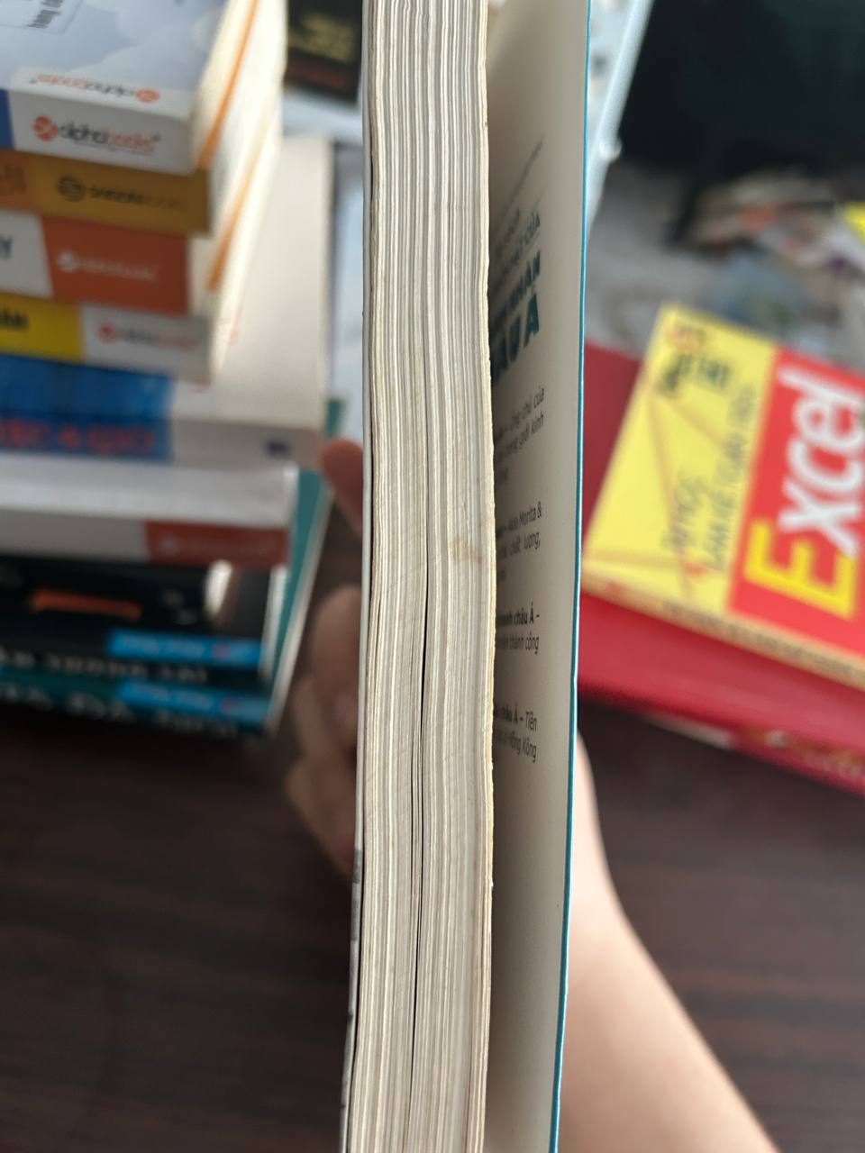Lý Gia Thành - Ông Chủ Của Những Ông Chủ Trong Giới Kinh Doanh Hồng Kông - Võ Thị Kim Thanh (chịu trách nhiệm xuất bản)