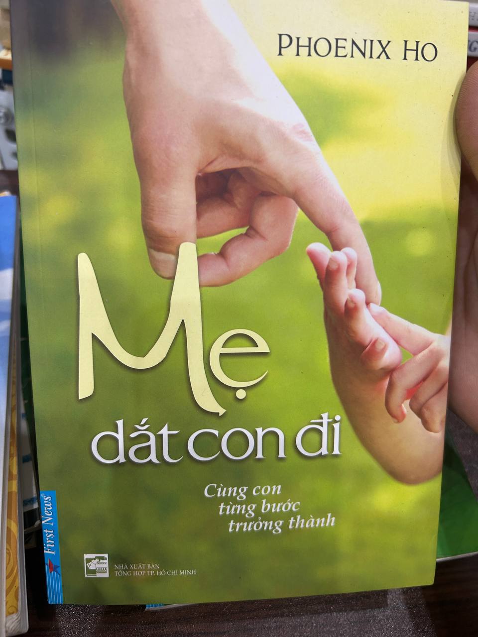 Me Dat Con Di - Phoenix Ho - Review Chi Tiết Và Khách Quan Nhất