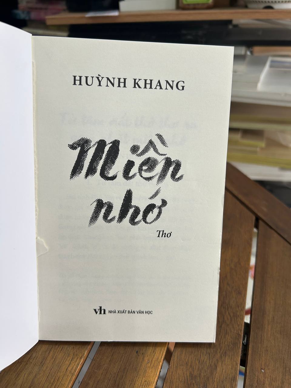 Miền Nhớ - Huỳnh Khang