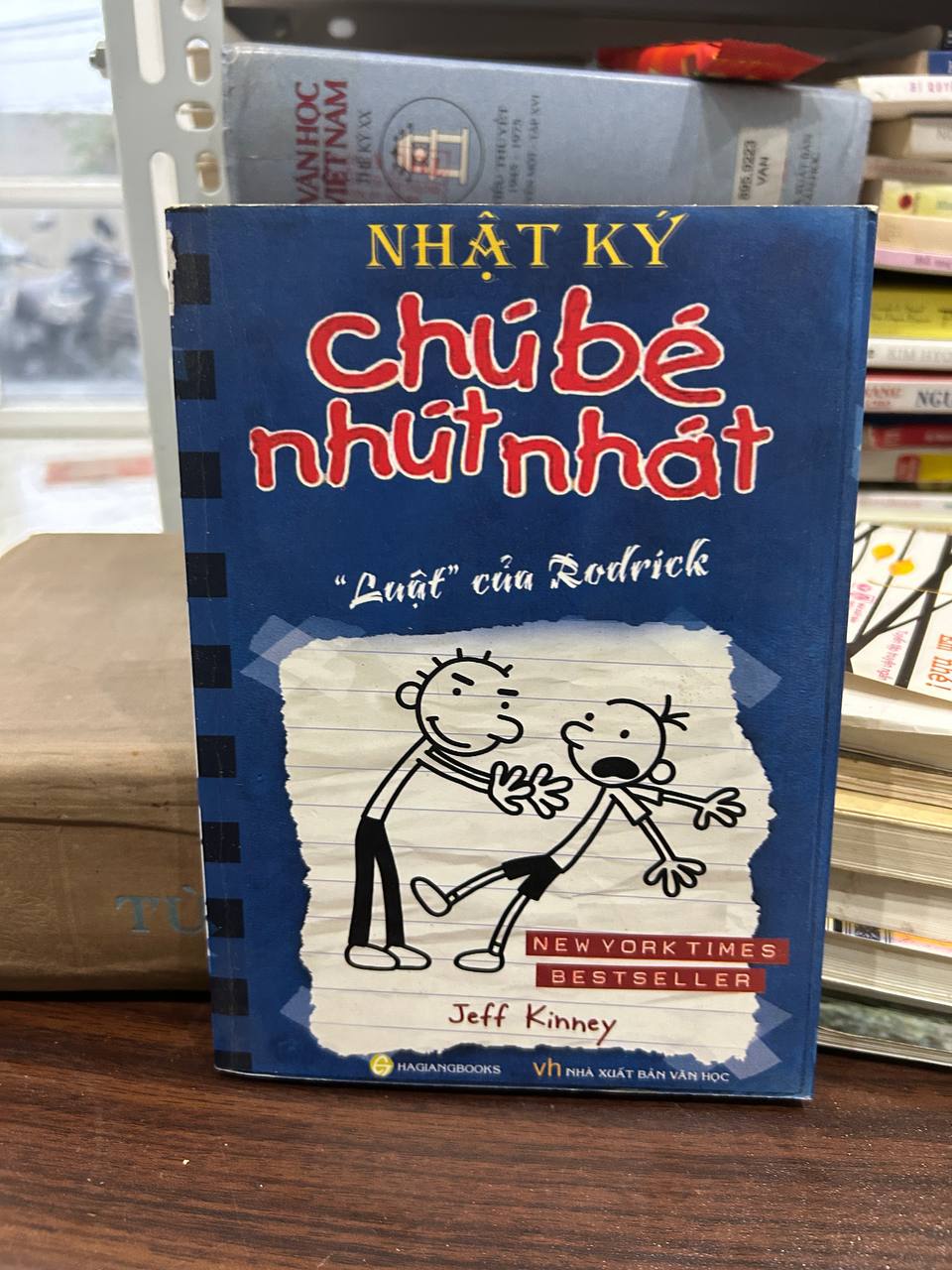 Nhật Ký Chú Bé Nhút Nhát: Luật của Rodrick - Jeff Kinney - Jeff Kinney