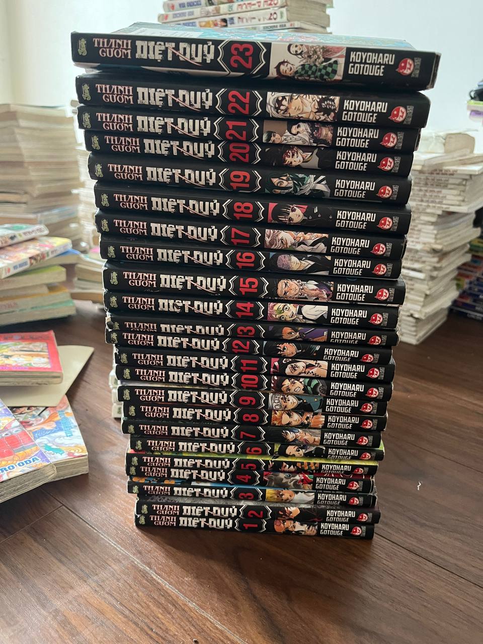 Thanh Gươm Diệt Quỷ (Kimetsu no Yaiba) - Trọn Bộ 23 Tập của Koyoharu Gotouge - Koyoharu Gotouge - BT - Koyoharu Gotouge