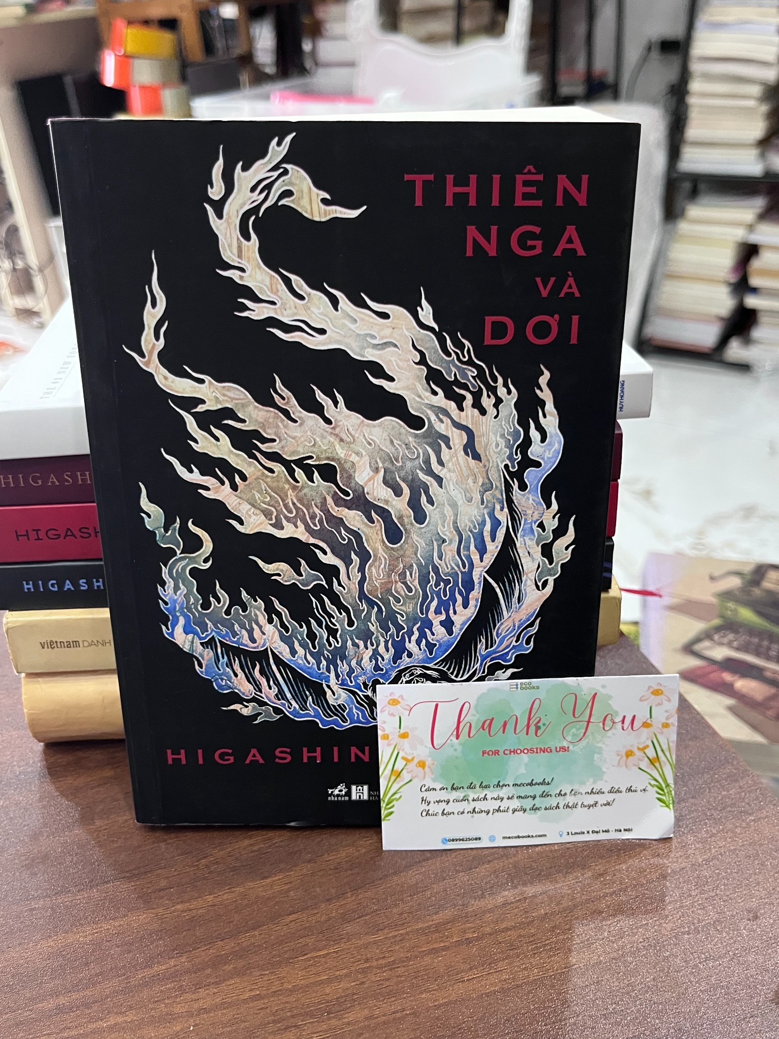 Thiên Nga Và Dơi - Higashino Keigo