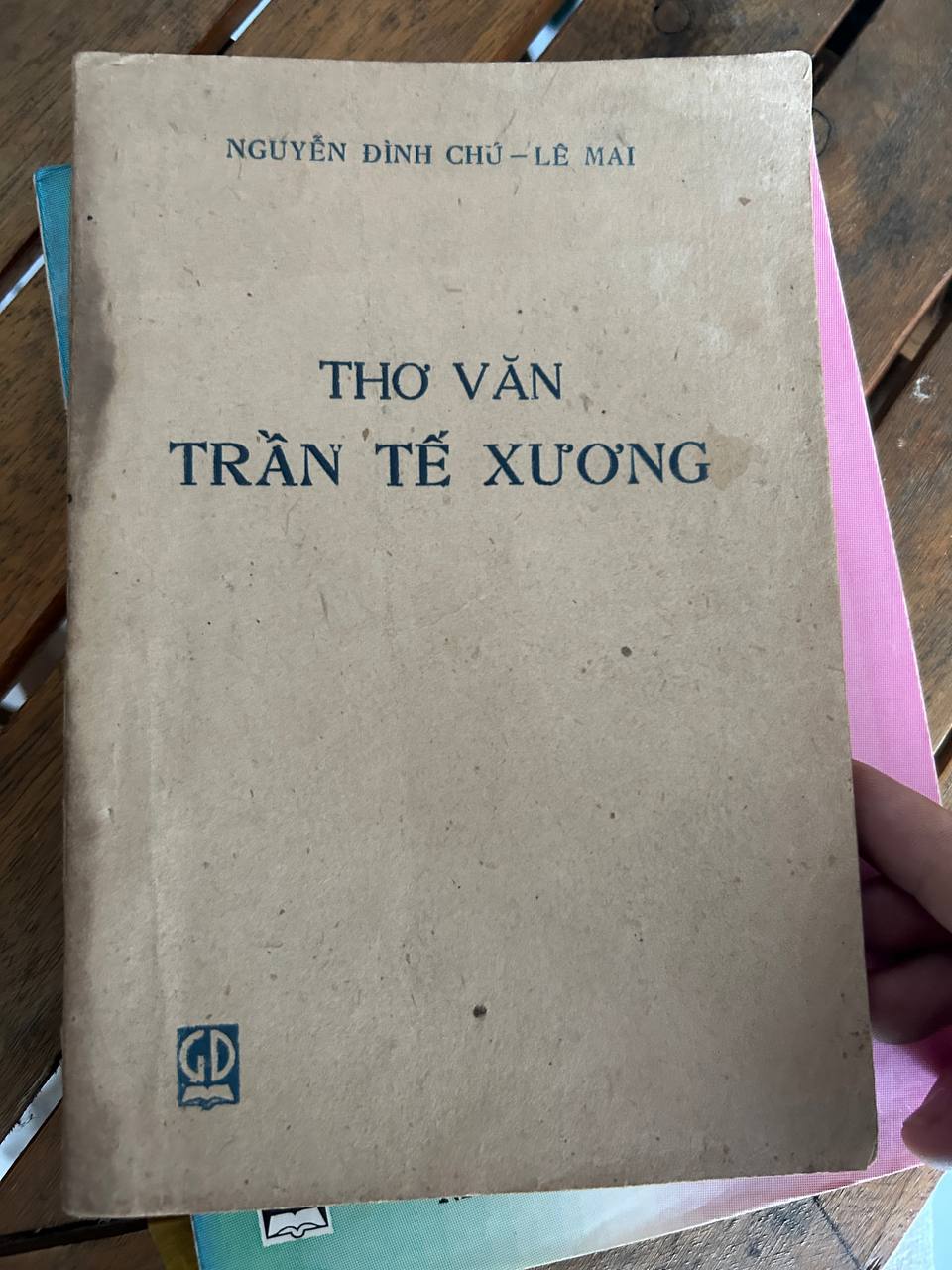 Review và ảnh thực tế sách Thơ văn Trần Tế Xương - Nguyễn Đình Chú, Lê Mai tại Mecobooks.com