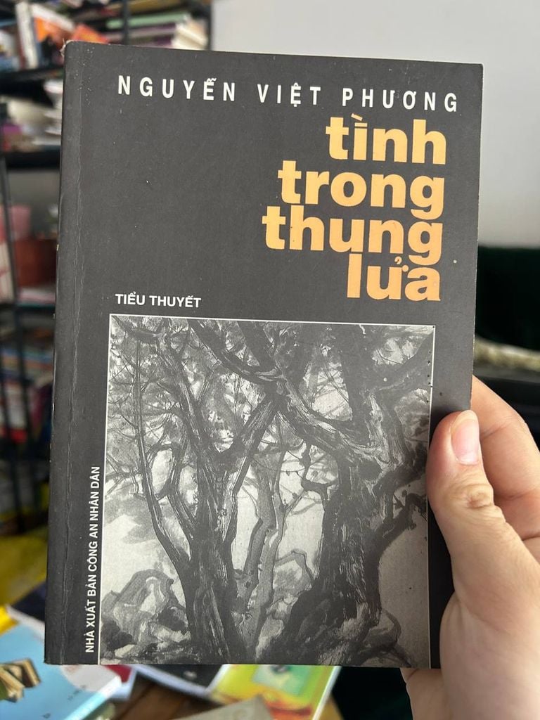 Tình Trong Thùng Lửa - Nguyễn Việt Phương