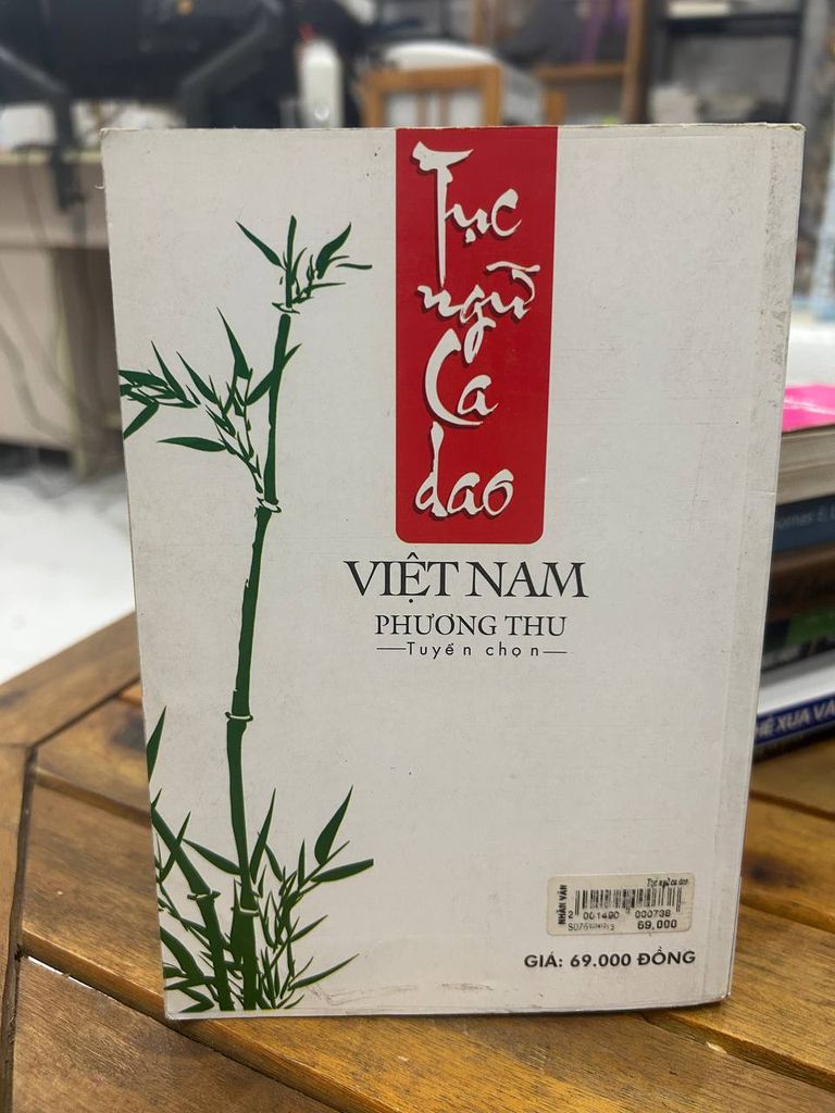 Tục Ngữ Ca Dao Việt Nam - Phương Thu - Ảnh chụp thực tế
