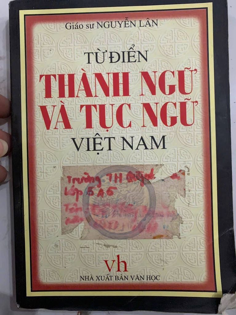 Từ Điển Thành Ngữ Và Tục Ngữ Việt Nam - GS. Nguyễn Lân - Giáo sư Nguyễn Lân