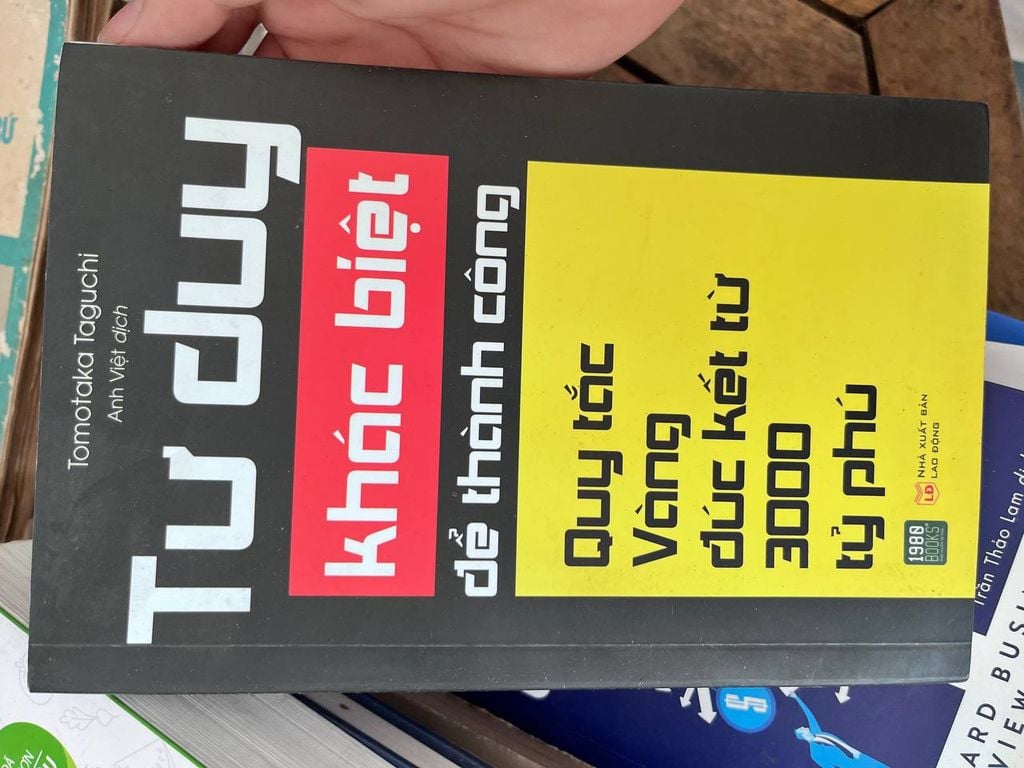 Tư Duy Khác Biệt Để Thành Công - Tomotaka Taguchi