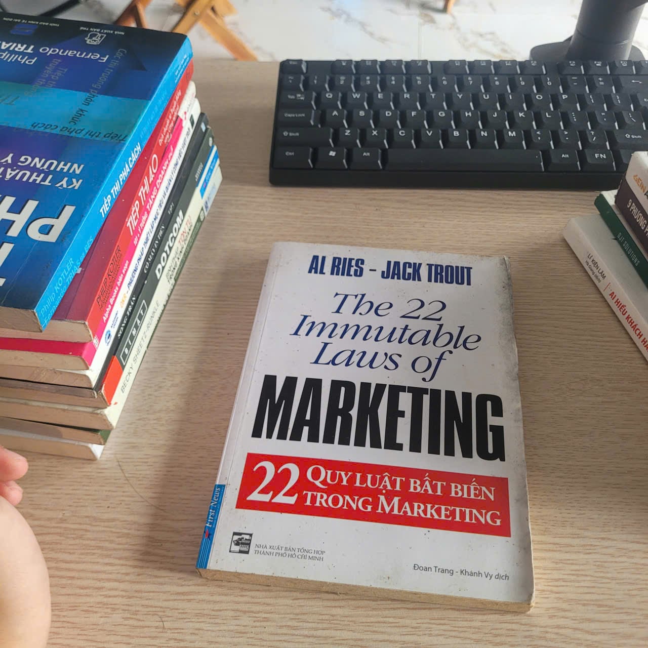 22 Quy Luật Bất Biến Trong Marketing – Al Ries, Jack Trout