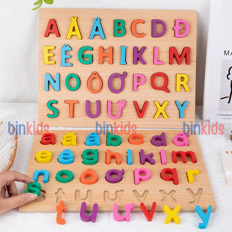 Bảng chữ cái Tiếng Việt, bảng chữ cái gỗ nổi chữ và số cho bé, kích thước 30x22cm, giúp bé phát triển tư duy - Ảnh thực tế 4
