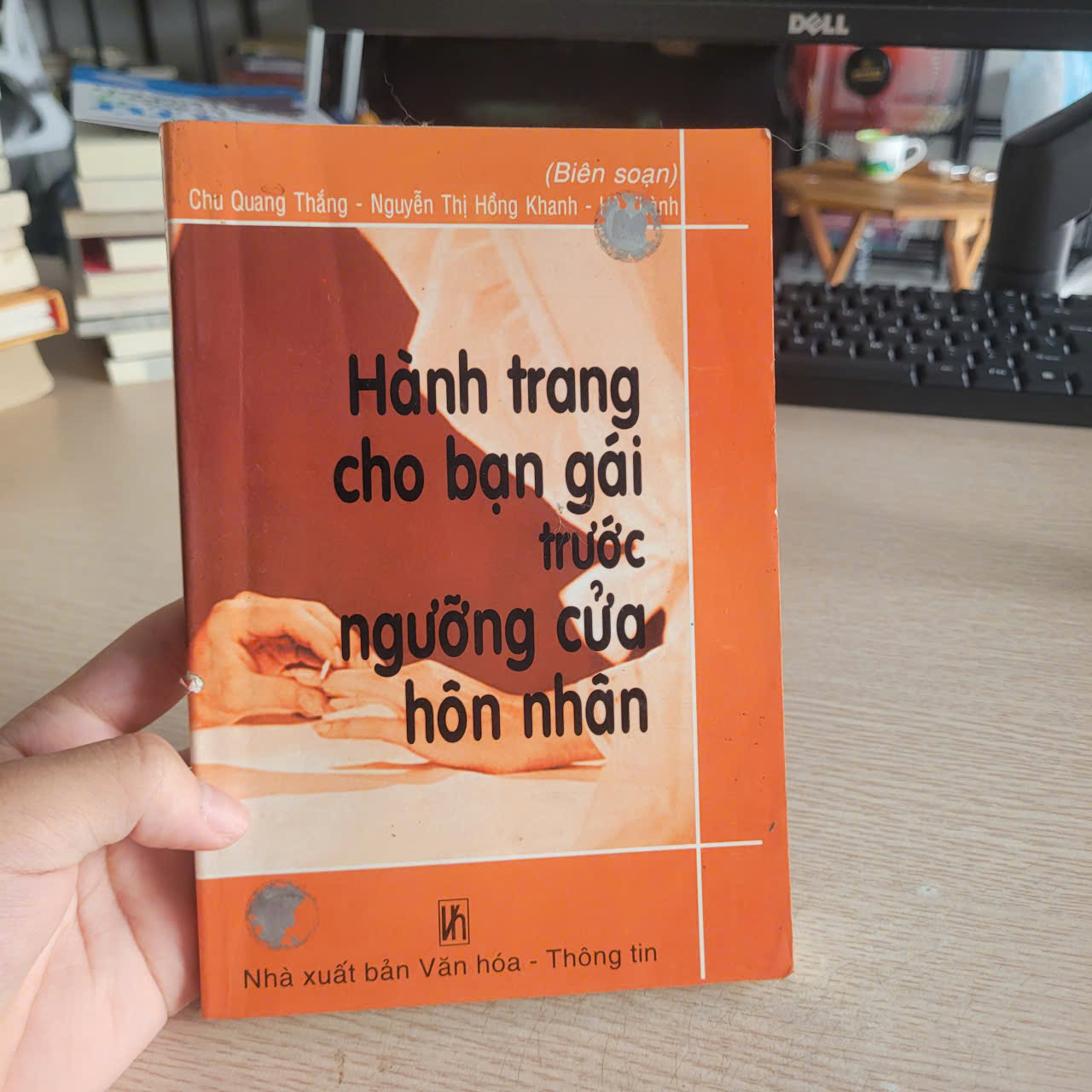 Hành Trang Bạn Gái Trước Ngưỡng Cửa Hôn Nhân – Nhiều tác giả