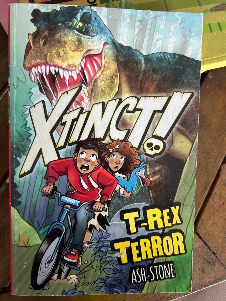 Xtinct! T - Rex Terror - Ash Stone