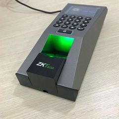 Máy chấm công và kiểm soát ra vào ZKTeco F18
