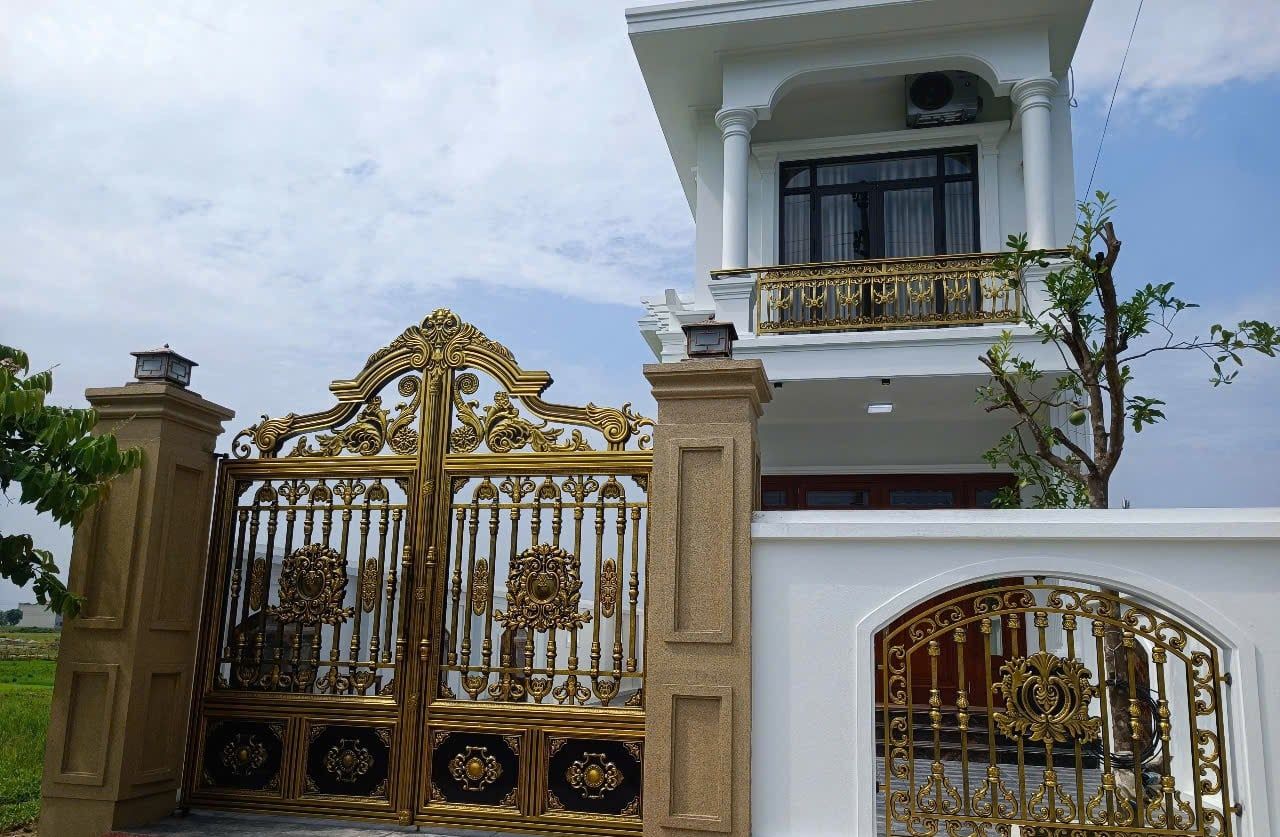  Cổng Inox Sơn Nung 