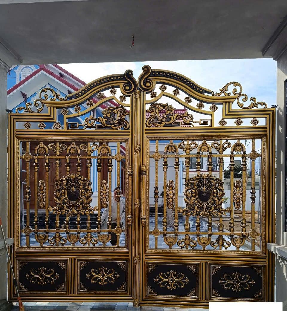  Cổng Inox Sơn Nung 