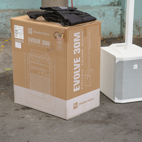 Loa cột Electro-Voice Evolve 30M