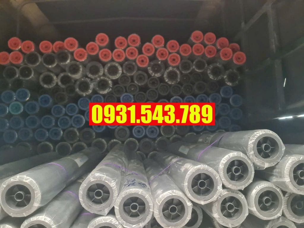 Nilon lót sàn màu đen đổ bê tông 2025 - Màng PE màu đen