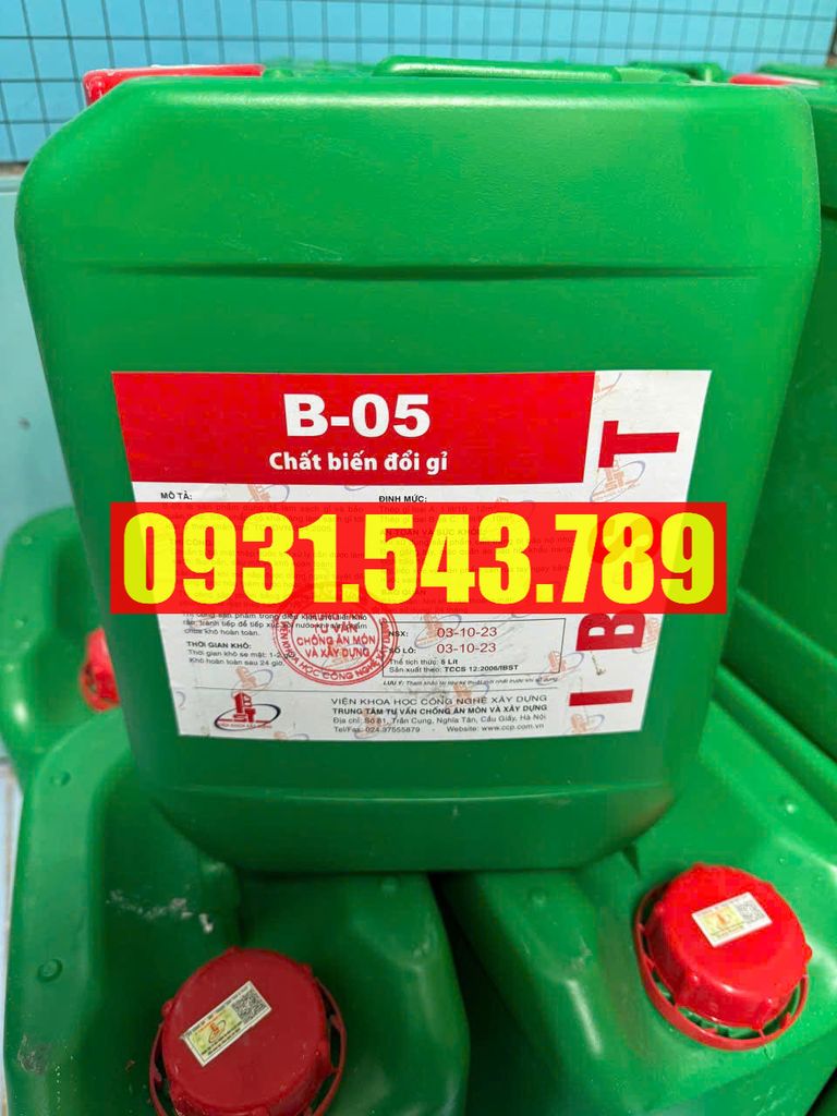 Hoá chất tẩy rỉ B05 mới 2025