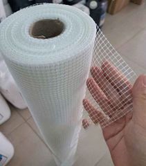 Lưới thủy tinh chống thấm - gia cố hoặc bo góc sàn - tường khi chống thấm