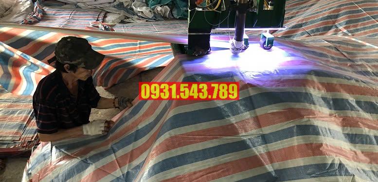 Bạt sọc 3 màu khổ 4Mx50M