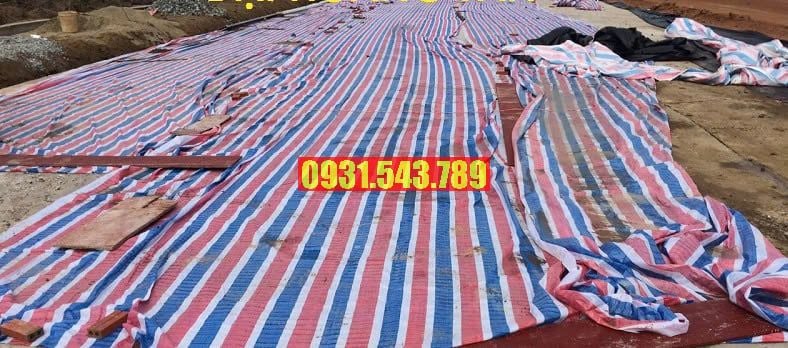 Bạt Sọc Khổ 4m x 50m – Bạt Sọc 3 Màu Giá Tốt