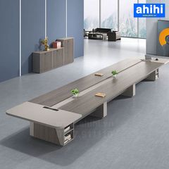 Bàn họp ahihi301