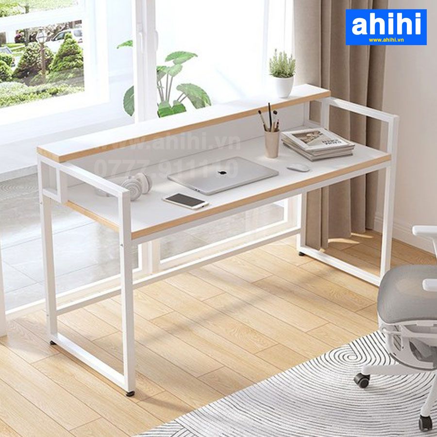 Bàn nhân viên ahihi38