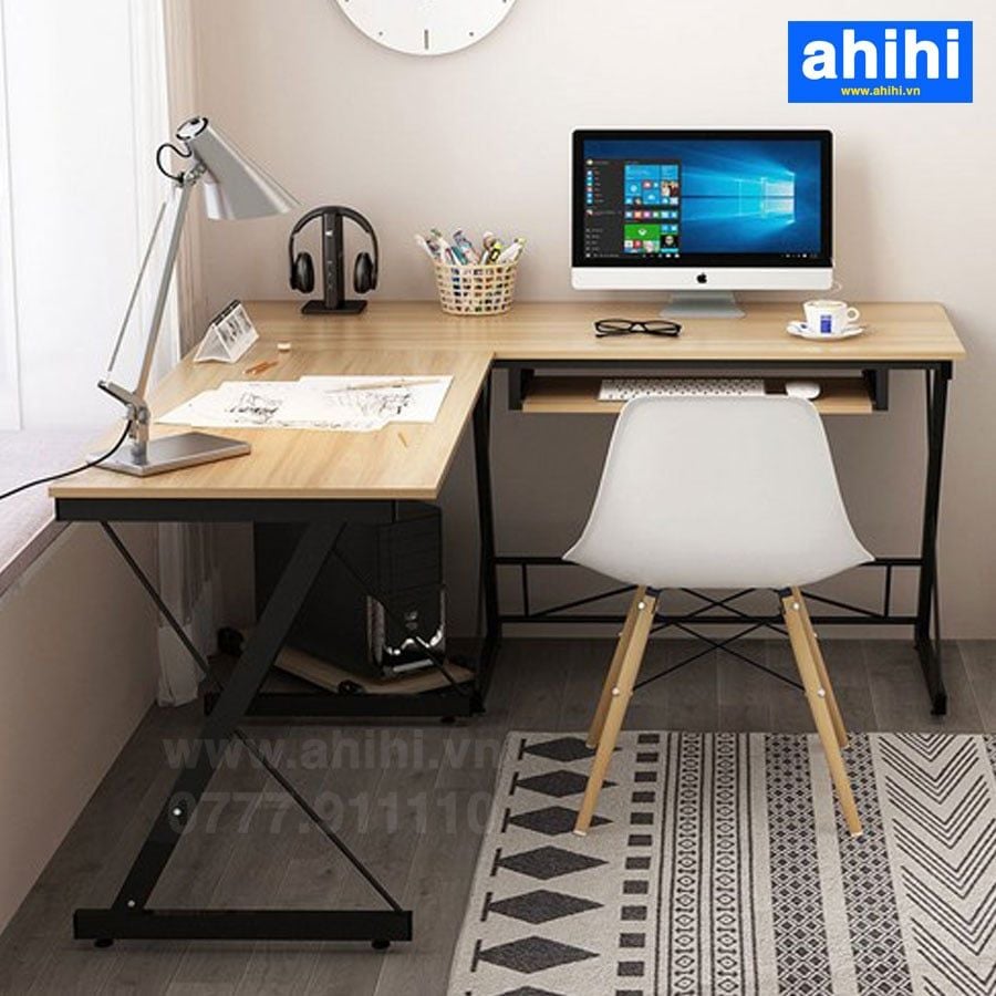 Bàn nhân viên ahihi32