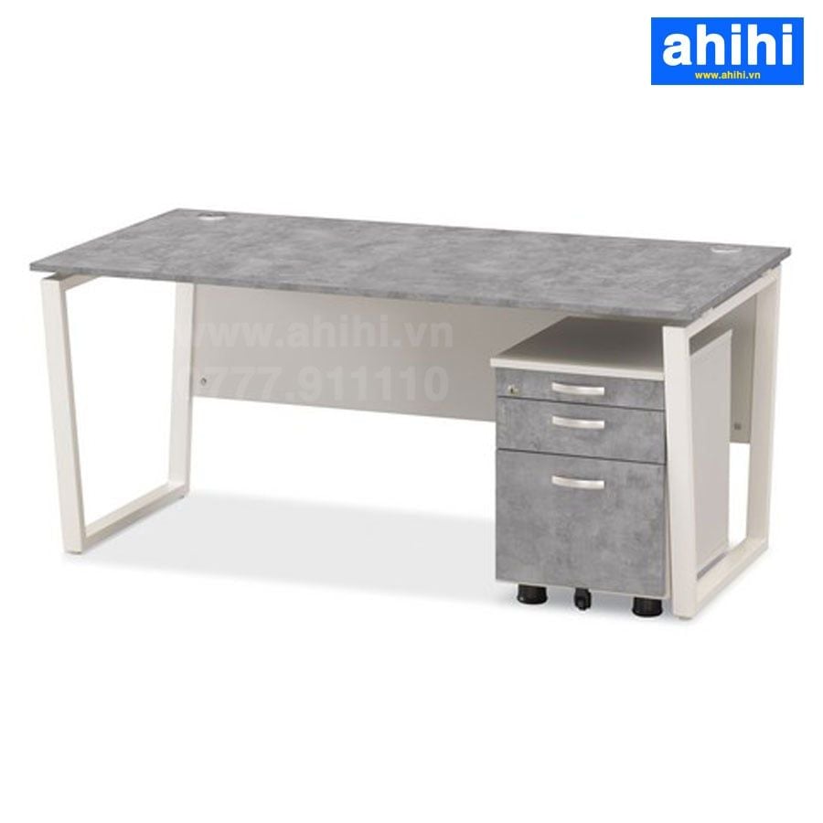 Bàn nhân viên ahihi37