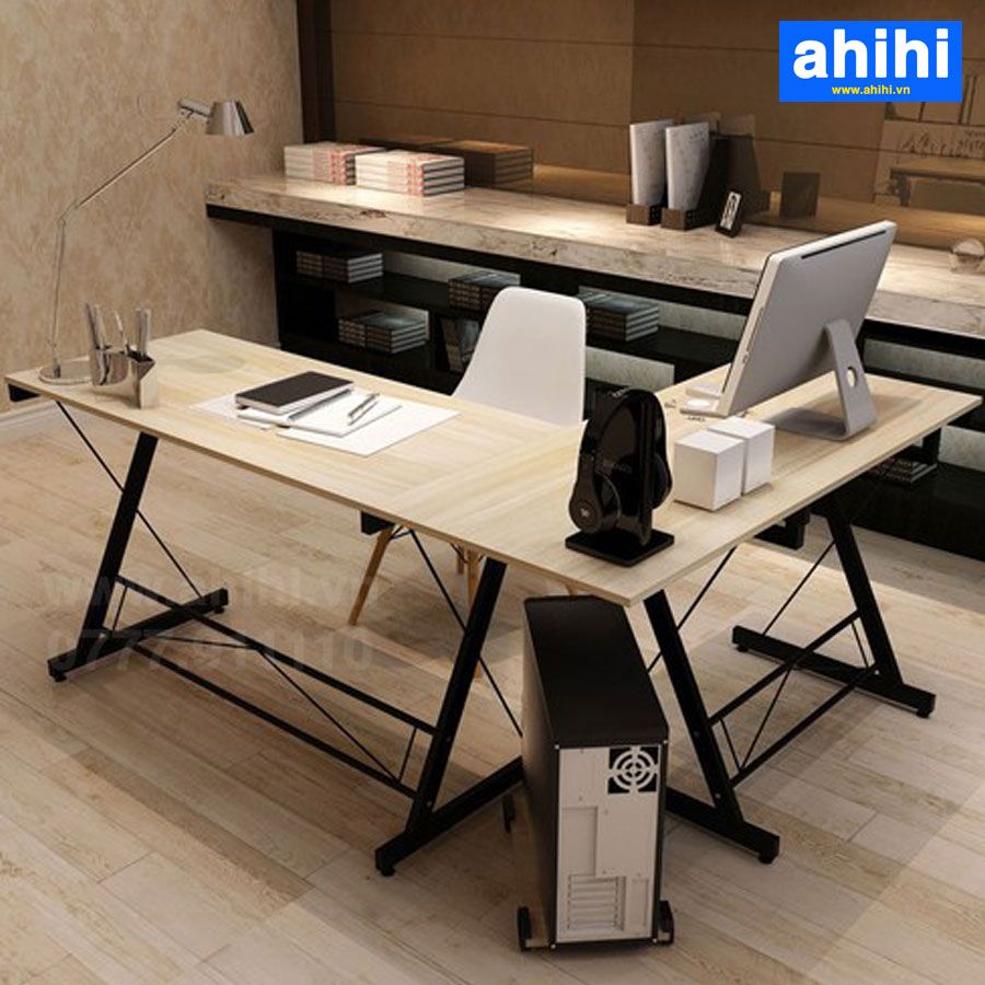 Bàn nhân viên ahihi32