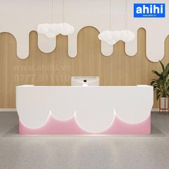 Quầy lễ tân ahihi209