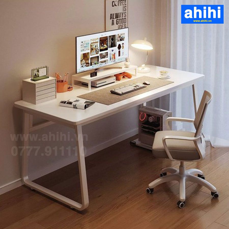 Bàn nhân viên ahihi33