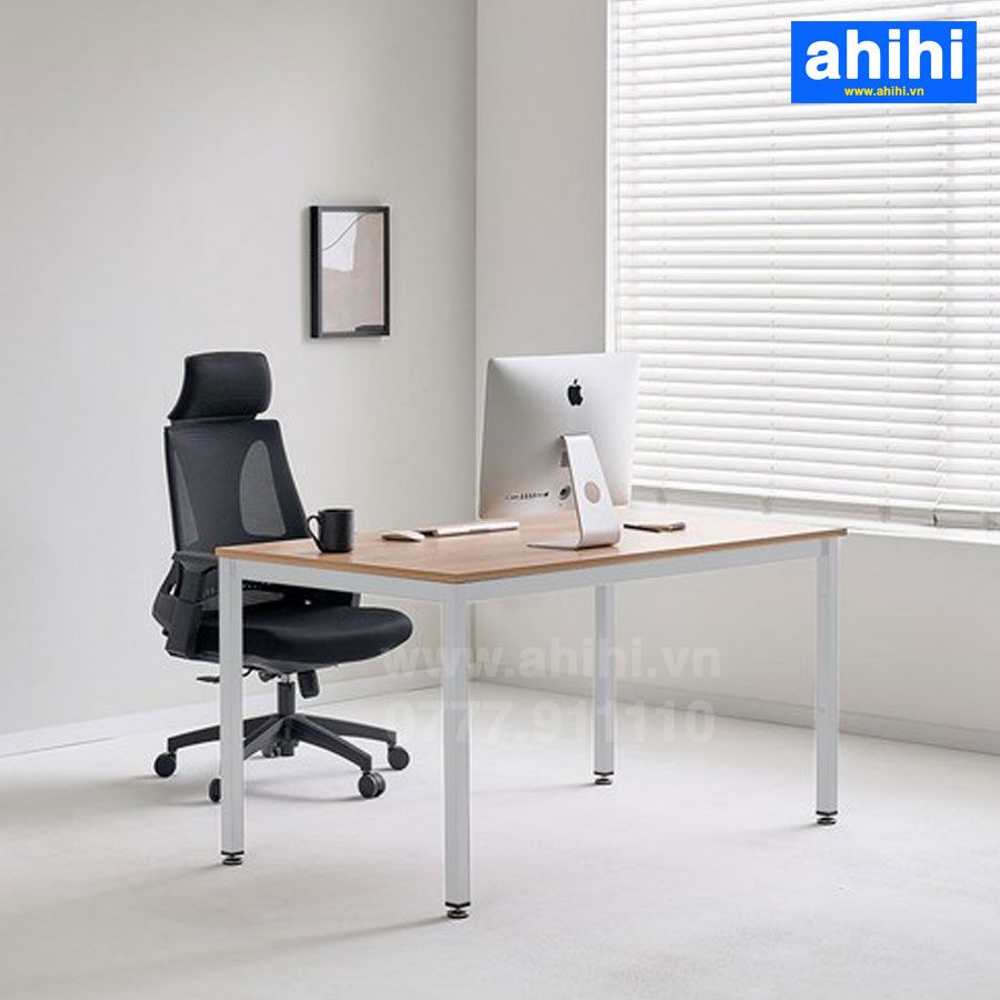 Bàn nhân viên ahihi28