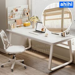 Bàn nhân viên ahihi33