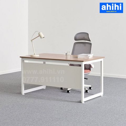 Bàn nhân viên ahihi30