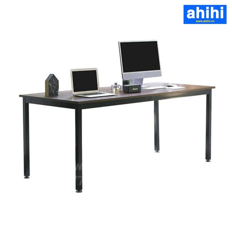 Bàn nhân viên ahihi28